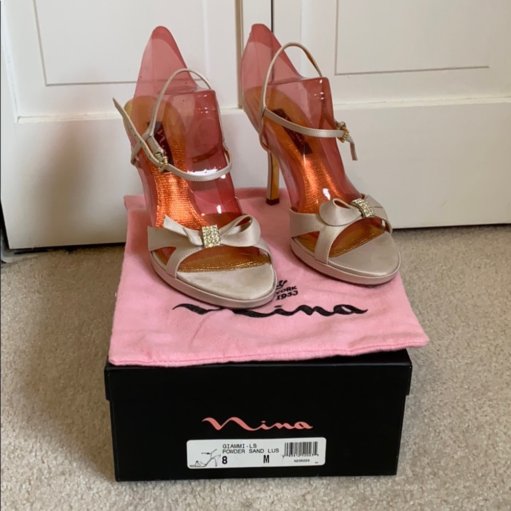 Nina Giammi Bow Rhinestone Sandal, Champagne, 8M